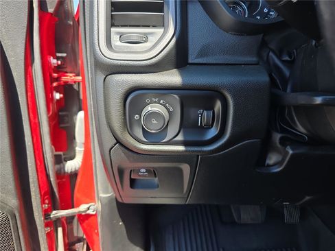 Used 2024 RAM 1500 Tradesman AWD/4WD image 33