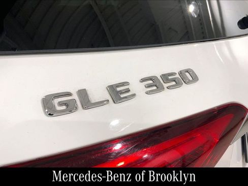 Certified 2022 Mercedes-Benz GLE 350 4MATIC image 11