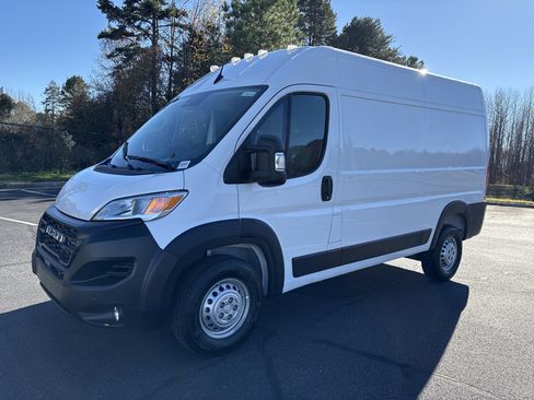 New 2026 RAM ProMaster 1500 w/ Safety Group FWD image 5