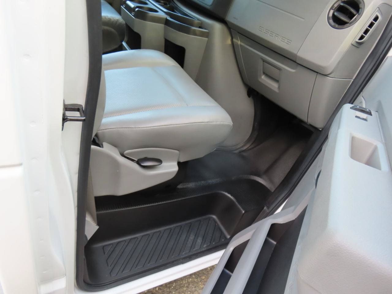 Used 2023 Ford E-350 and Econoline 350 Super Duty w/ Power Windows & Locks Group RWD image 31