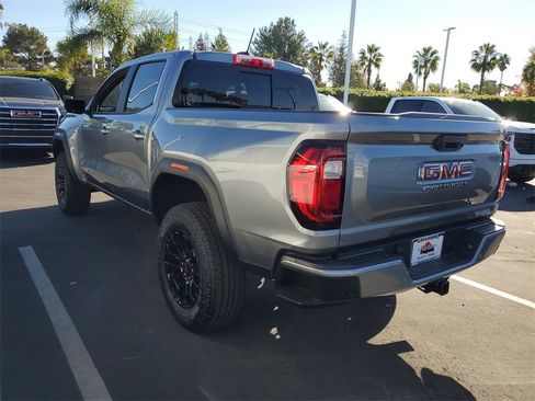 New 2026 GMC Canyon Elevation w/ Convenience Package image 3