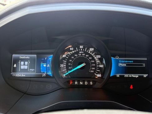 Used 2024 Ford Edge ST-Line image 8