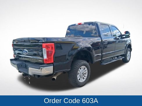 Used 2017 Ford F250 XLT w/ FX4 Off-Road Package AWD/4WD image 8