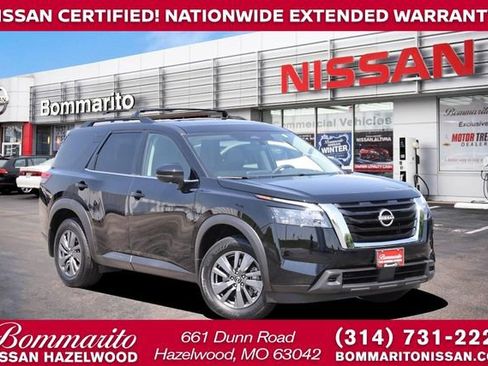 Certified 2025 Nissan Pathfinder SV w/ SV Premium Package FWD image 1