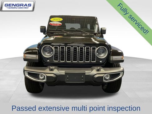 Certified 2025 Jeep Wrangler Unlimited Sahara w/ Safety Group AWD/4WD image 2