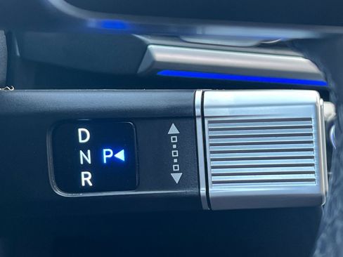 Used 2024 Hyundai Santa Fe Limited image 25