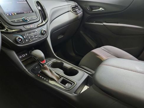 Used 2023 Chevrolet Equinox RS AWD/4WD image 10