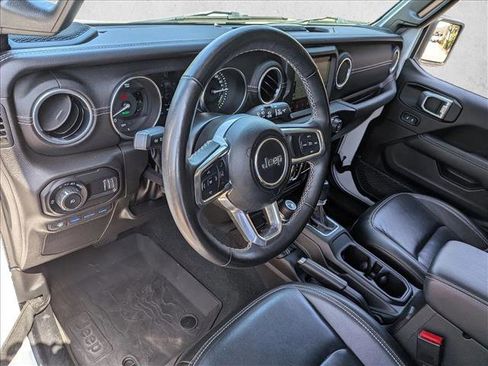 Used 2023 Jeep Wrangler Unlimited Sahara w/ Cold Weather Group AWD/4WD image 9