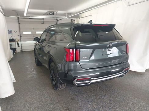 Used 2021 Kia Sorento EX AWD/4WD image 4