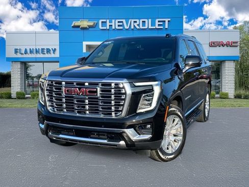 Used 2026 GMC Yukon Denali w/ LPO, Floor Liner Package AWD/4WD image 1