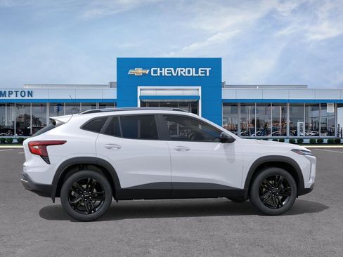 New 2026 Chevrolet Trax ACTIV w/ Driver Confidence Package FWD image 5