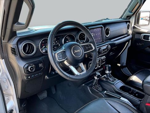 Used 2023 Jeep Wrangler Unlimited Sahara w/ Safety Group AWD/4WD image 16