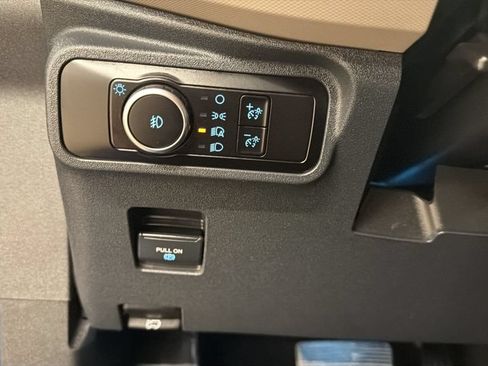 Used 2023 Ford Bronco Wildtrak AWD/4WD image 16
