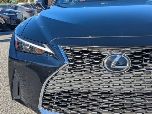 Used 2021 Lexus IS 300 300 w/ Comfort Package image 11