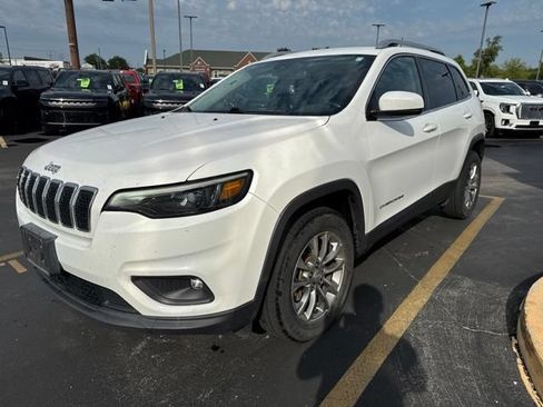 Used 2021 Jeep Cherokee Latitude Lux w/ Mopar Interior Package AWD/4WD image 3