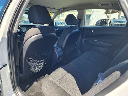 Used 2019 Kia Optima LX FWD image 23