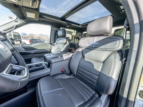 New 2026 Ford F250 Platinum w/ Tremor Off-Road Package image 33