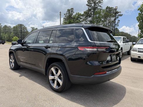 Used 2021 Jeep Grand Cherokee L Limited AWD/4WD image 4
