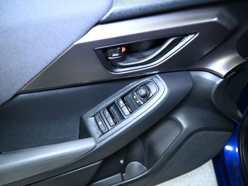 Certified 2025 Subaru Impreza 2.0i image 28