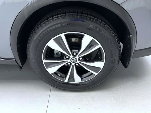 Certified 2019 Nissan Murano SV w/ Premium Package AWD/4WD image 22