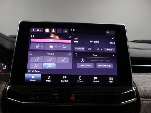 Used 2023 Jeep Compass Latitude image 24