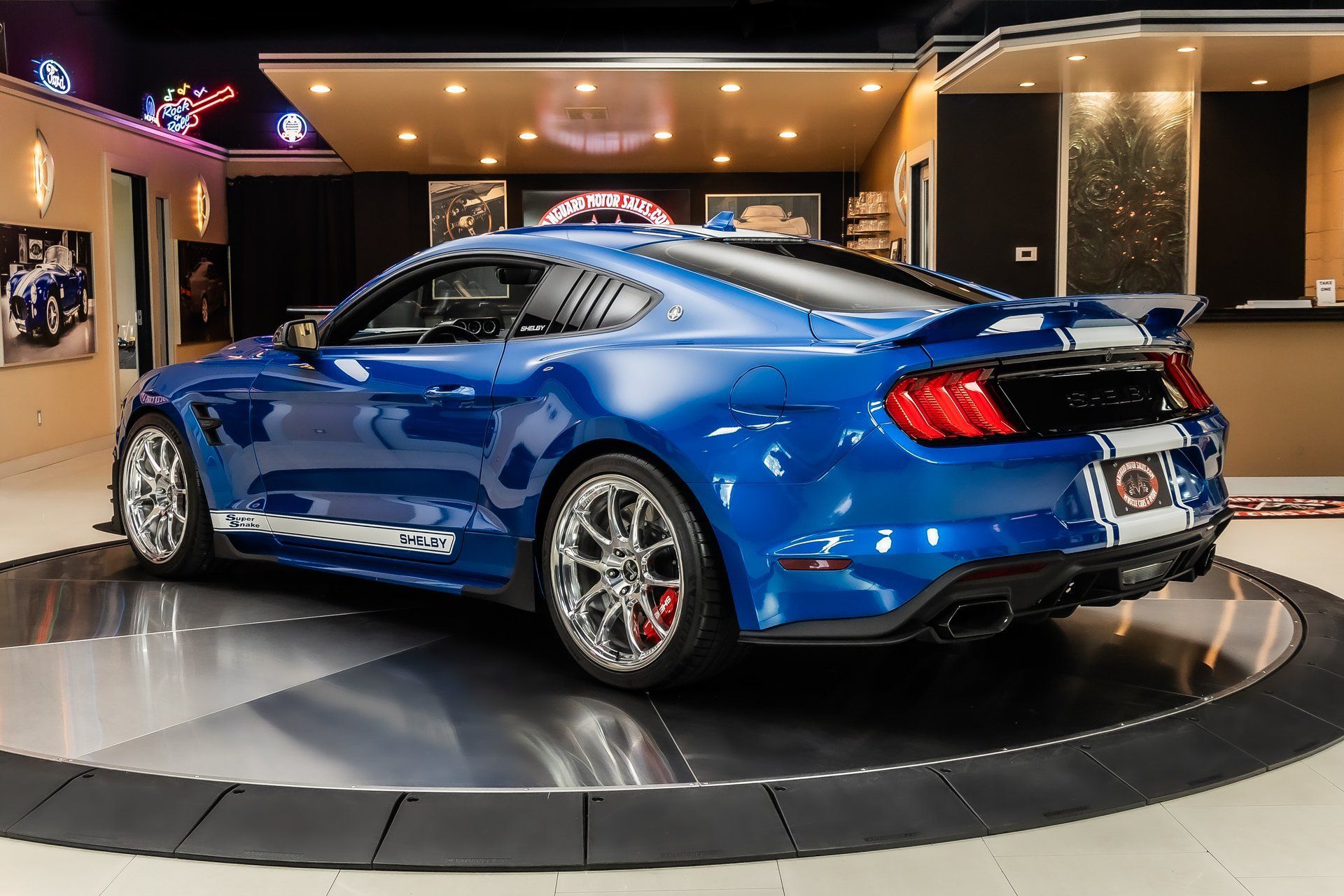 Used 2021 Ford Mustang GT Premium w/ Equipment Group 401A RWD image 16
