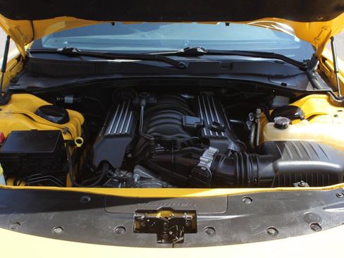 Used 2017 Dodge Charger R/T Scat Pack w/ Driver Confidence Group RWD image 8