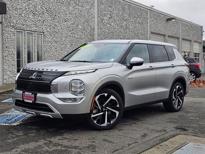 Used 2023 Mitsubishi Outlander SE