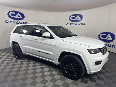 Used 2018 Jeep Grand Cherokee Altitude