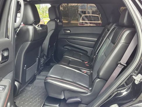 Used 2023 Dodge Durango GT RWD image 6
