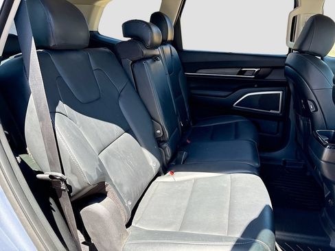 Used 2022 Kia Telluride EX AWD/4WD image 30