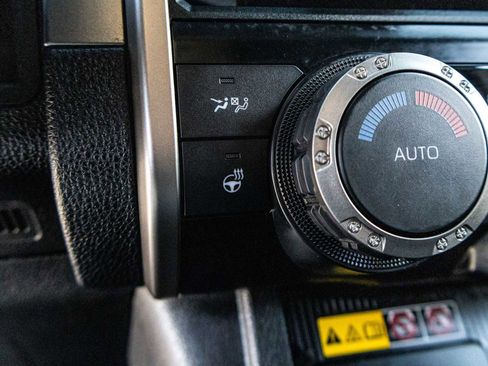 Certified 2025 Toyota 4Runner TRD Off-Road Premium image 39