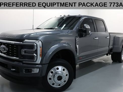 Used 2023 Ford F450 Platinum w/ FX4 Off-Road Package AWD/4WD image 13