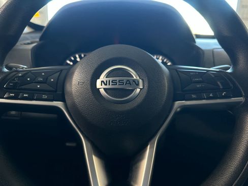 Used 2022 Nissan Altima 2.5 SV FWD image 23