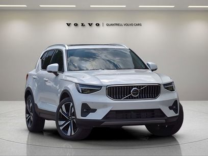 Certified 2025 Volvo XC40 B5 Ultra w/ Protection Package Premier