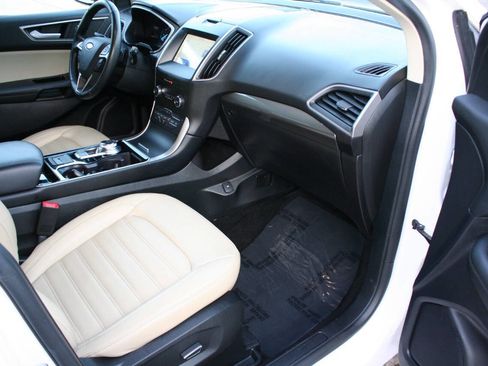 Used 2019 Ford Edge SEL w/ Equipment Group 201A image 17
