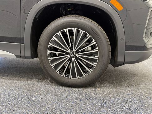 New 2026 Volkswagen Tiguan S AWD/4WD image 14