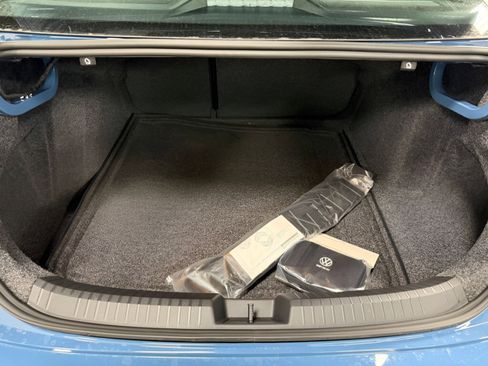 New 2026 Volkswagen Jetta SE image 9