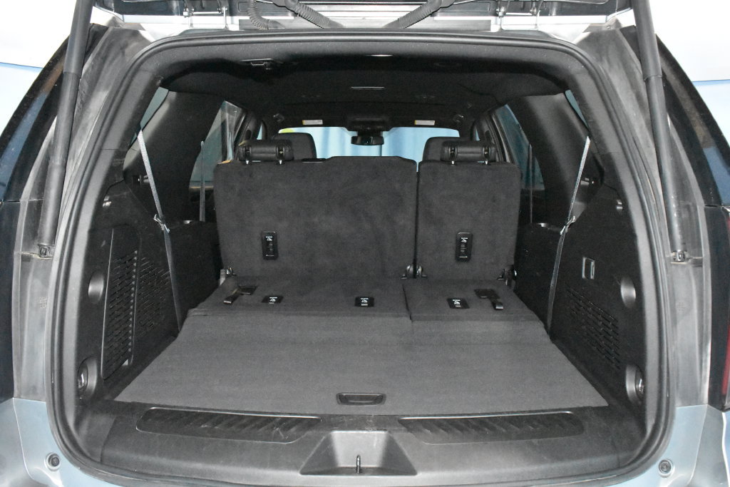 Used 2024 Chevrolet Tahoe LT AWD/4WD image 30