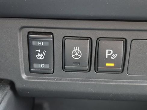 Used 2022 Nissan Frontier PRO-4X AWD/4WD image 29