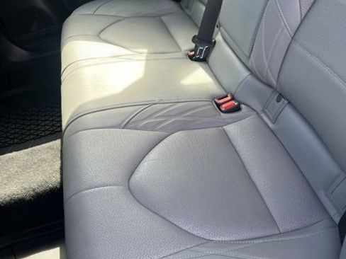 Used 2020 Toyota Avalon Limited w/ Advanced Safety Package image 10