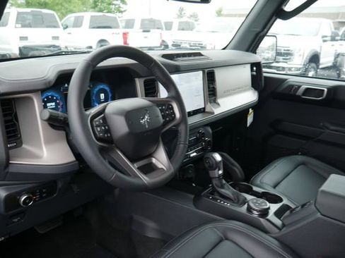 New 2026 Ford Bronco Outer Banks w/ Sasquatch Package AWD/4WD image 15