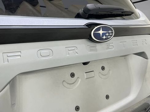 New 2026 Subaru Forester Touring image 9