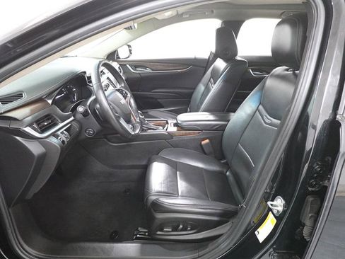 Used 2018 Cadillac XTS Luxury image 10