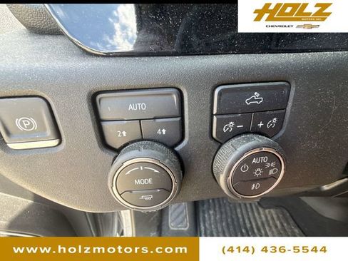 Used 2024 Chevrolet Silverado 1500 RST AWD/4WD image 17