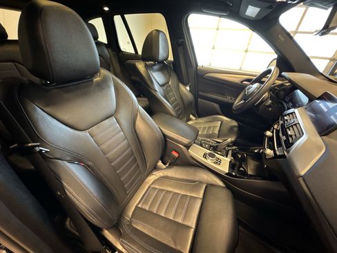 Used 2020 BMW X3 xDrive30i w/ M Sport Package 2 image 25
