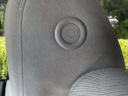 Used 2017 Buick Enclave Convenience FWD image 28