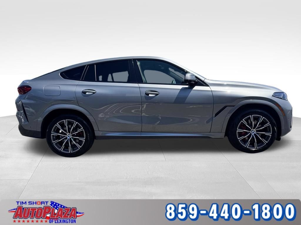Used 2025 BMW X6 xDrive40i AWD/4WD image 9