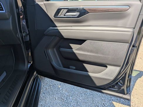 New 2026 Chevrolet Suburban LS w/ LS Custom Edition AWD/4WD image 36