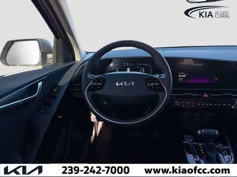 New 2026 Kia Niro EX image 16